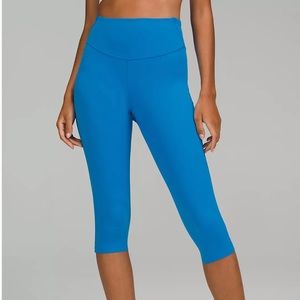lululemon - BASE PACE HIGH-RISE CROP 17" in Poolside